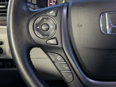 Certified 2017 Honda Ridgeline RTL-T image 25