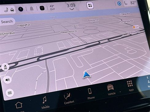 New 2025 Jeep Grand Cherokee L Limited image 17