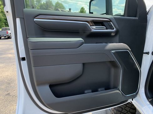 New 2025 Chevrolet Silverado 2500 LT w/ Trail Boss Package image 14