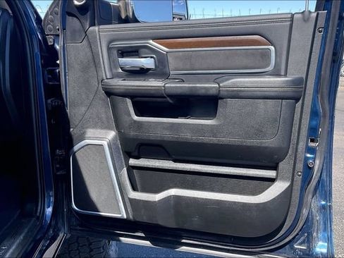 Used 2022 RAM 3500 Laramie AWD/4WD image 19