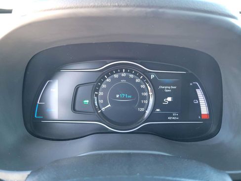 Used 2020 Hyundai Kona Ultimate FWD image 26