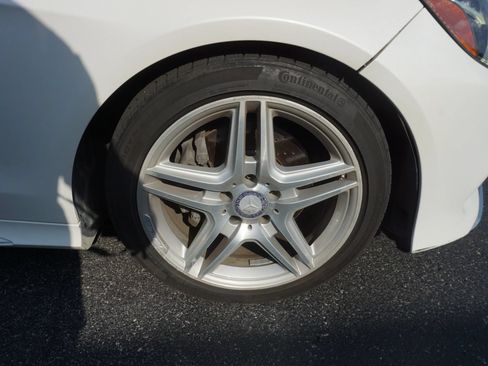 Used 2014 Mercedes-Benz E 350 Sedan image 33
