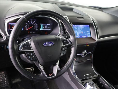 Used 2020 Ford Edge ST w/ Cold Weather Package image 26