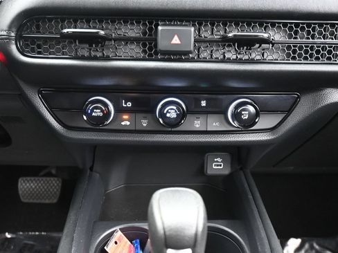 Certified 2024 Honda HR-V LX image 46