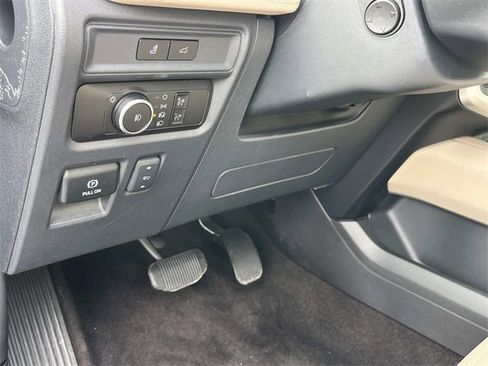 Used 2023 Ford Expedition Max Limited image 31