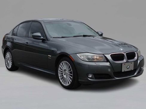 Used 2011 BMW 328i xDrive 328i xDrive image 3