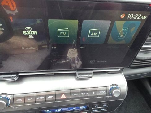 Certified 2025 Hyundai Kona SEL image 18