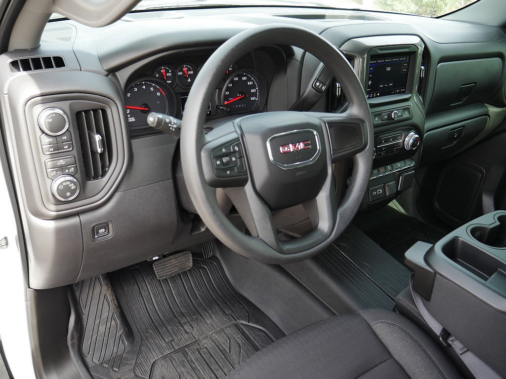 Used 2026 GMC Sierra 1500 Pro w/ Pro Value Package AWD/4WD image 11
