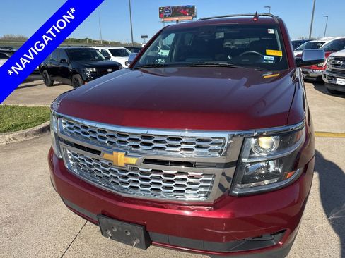 Used 2018 Chevrolet Tahoe LT image 2
