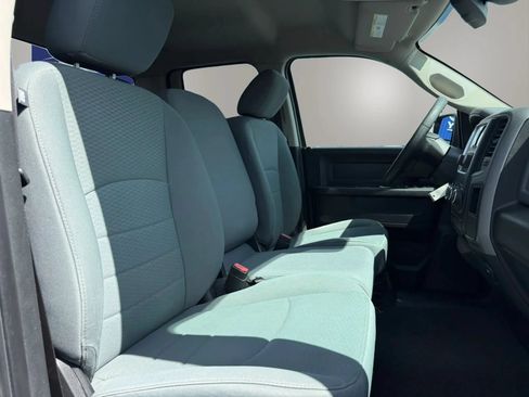 Used 2018 RAM 1500 Express AWD/4WD image 21