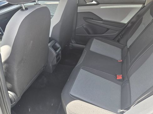 Certified 2023 Volkswagen Taos S FWD image 12
