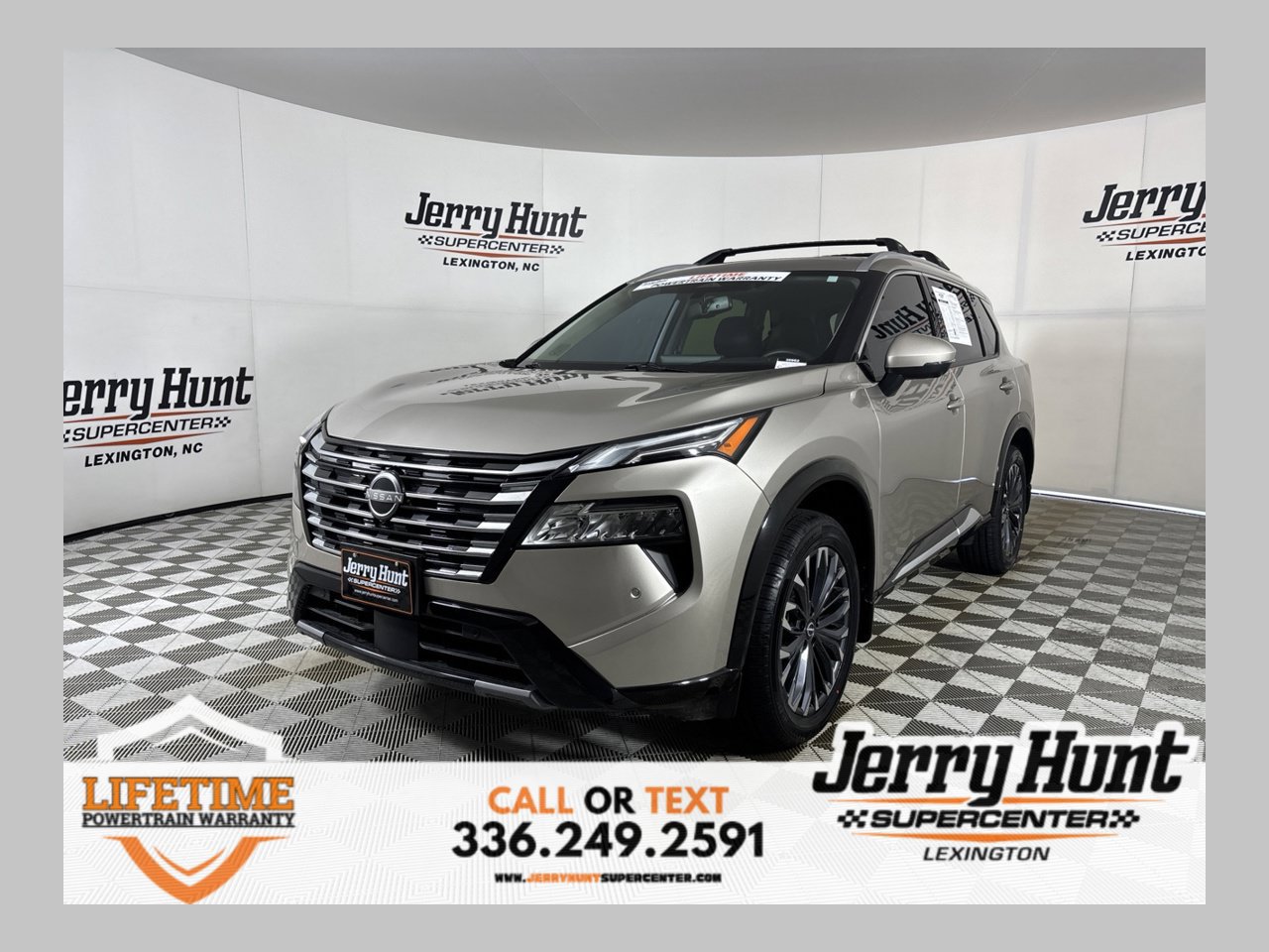 Used 2025 Nissan Rogue Platinum w/ Platinum Premium Package AWD/4WD image 1