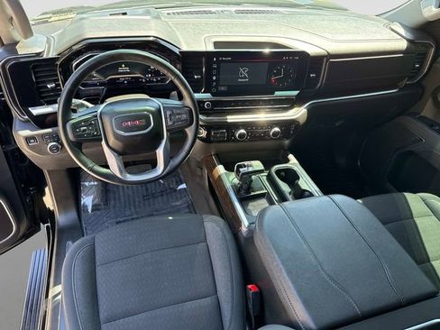 Used 2025 GMC Sierra 1500 Elevation w/ X31 Off-Road Package AWD/4WD image 19