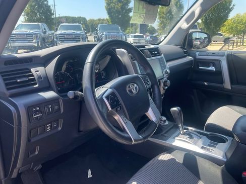 Used 2024 Toyota 4Runner SR5 AWD/4WD image 2