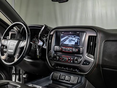 Used 2016 GMC Sierra 1500 SLT w/ All-Terrain Package AWD/4WD image 22