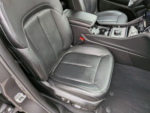 Used 2023 Jeep Grand Cherokee L Limited image 29