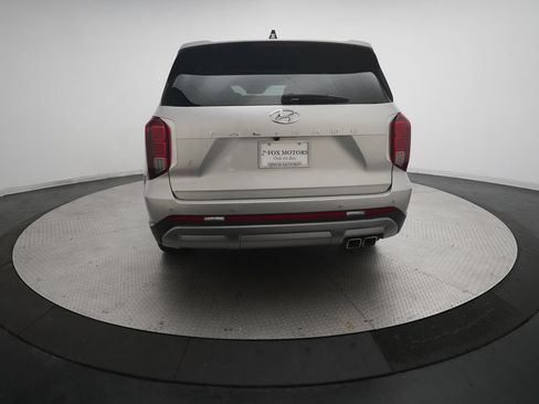 Used 2024 Hyundai Palisade Limited FWD image 27
