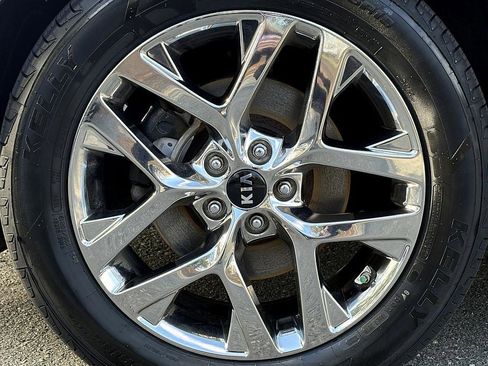 Used 2019 Kia Sorento SX image 8