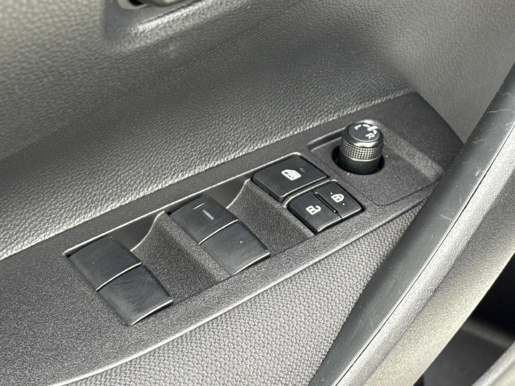 Used 2025 Toyota Corolla LE FWD image 18