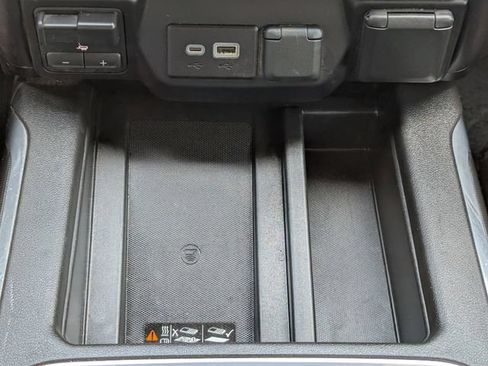 Used 2021 GMC Sierra 1500 AT4 w/ Technology Package AWD/4WD image 20
