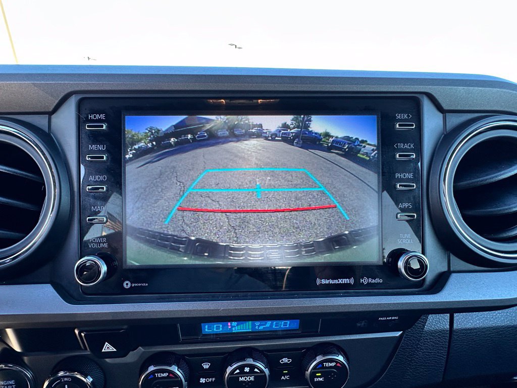 Used 2022 Toyota Tacoma TRD Sport AWD/4WD image 31