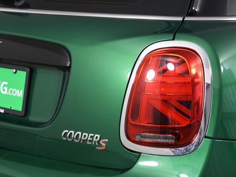 Used 2023 MINI Cooper S image 32