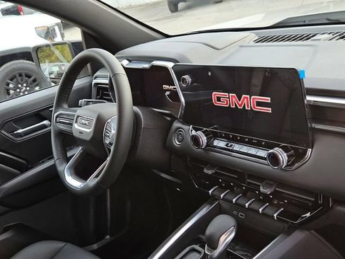 New 2026 GMC Canyon Elevation w/ Convenience Package RWD image 11