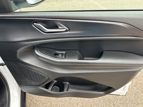 Certified 2024 Jeep Grand Cherokee L Laredo image 49