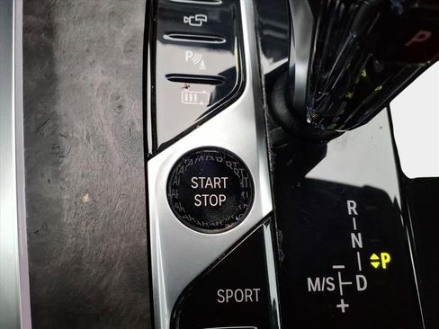 Used 2021 BMW X5 xDrive45e w/ Executive Package image 25