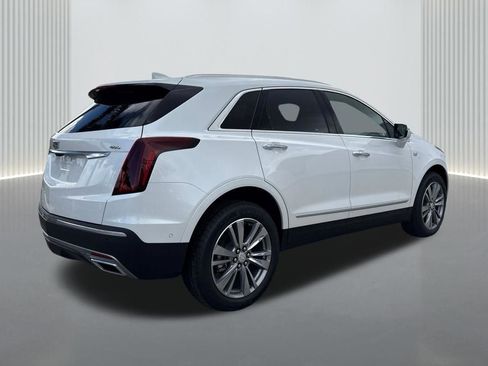 New 2026 Cadillac XT5 Premium Luxury image 5