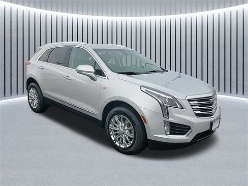 Certified 2019 Cadillac XT5 Luxury image 1
