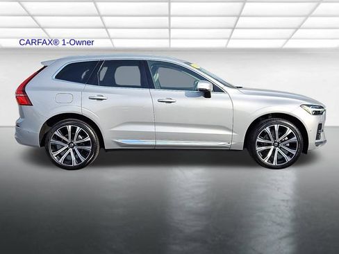 Certified 2023 Volvo XC60 B5 Ultimate w/ Climate Package AWD/4WD image 9