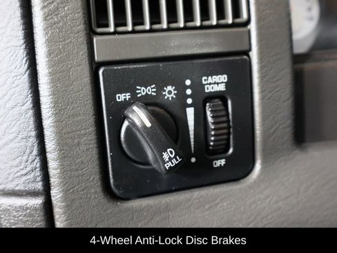 Used 2005 Dodge Ram 1500 Truck SLT image 14