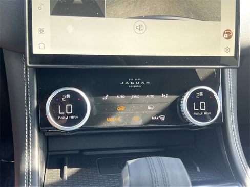 Used 2025 Jaguar F-PACE R-Dynamic S image 26