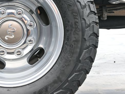 Used 2024 Ford F350 King Ranch w/ FX4 Off-Road Package AWD/4WD image 46