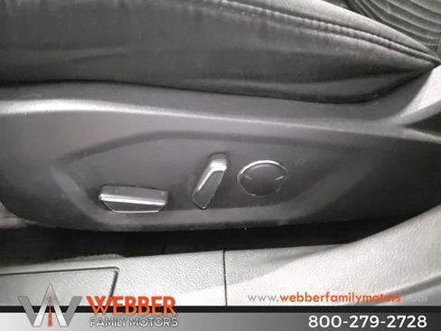 Used 2016 Ford Fusion SE w/ SE Cold Weather Package FWD image 13