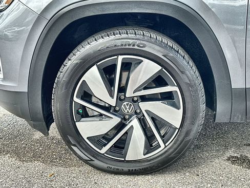 Used 2024 Volkswagen Atlas SE image 14