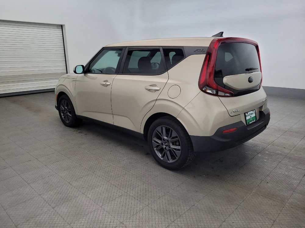 Used 2020 Kia Soul EX FWD image 3