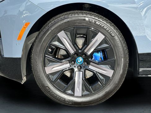 Used 2024 BMW iX xDrive50 w/ Sport Package image 26