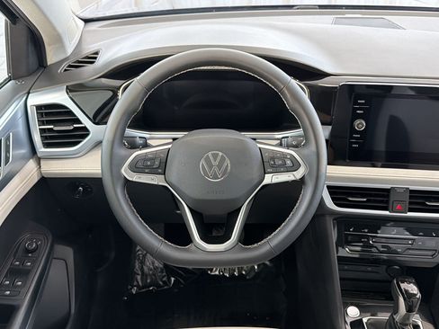 New 2026 Volkswagen Taos SE FWD image 26