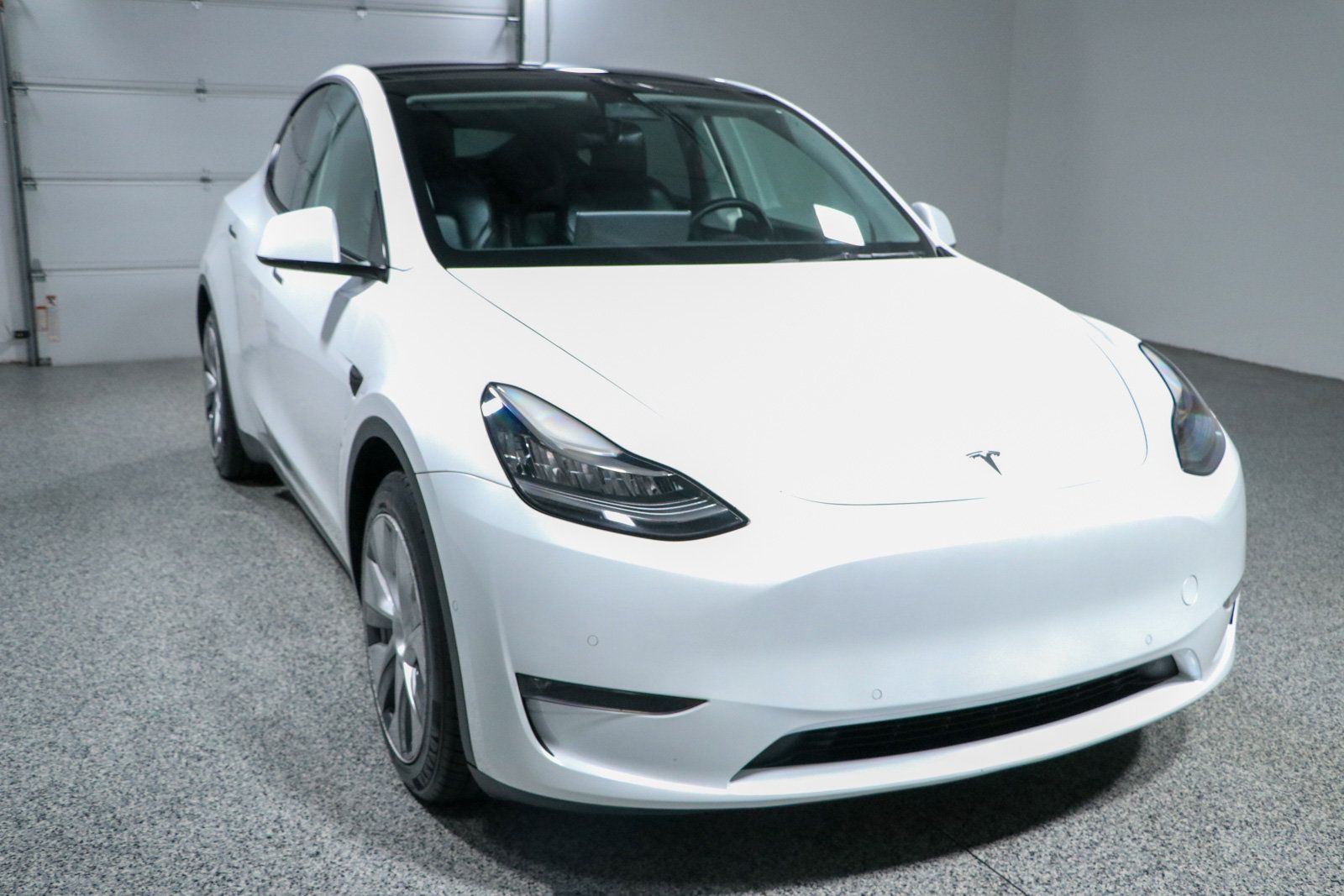 Used 2021 Tesla Model Y Long Range AWD/4WD image 5