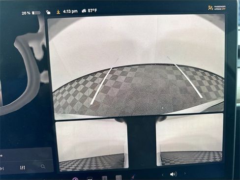 Used 2022 Tesla Model Y Long Range image 14