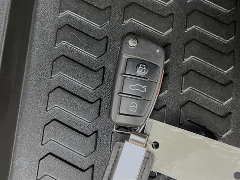 Used 2023 Audi Q3 2.0T Premium Plus w/ Premium Plus Package image 36