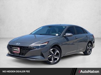 Used 2023 Hyundai Elantra SEL w/ Convenience Package