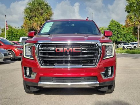 Used 2022 GMC Yukon SLT w/ SLT Luxury Package RWD image 2