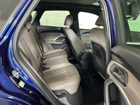 Used 2025 Audi Q5 2.0T Premium Plus w/ Premium Plus image 26