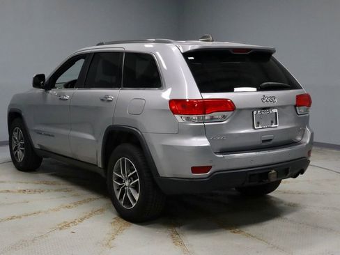 Used 2017 Jeep Grand Cherokee Limited w/ Trailer Tow Group IV image 12