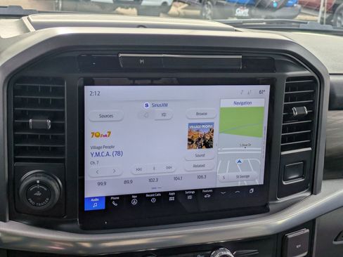 Used 2025 Ford F150 Lariat w/ Equipment Group 501A Mid image 21