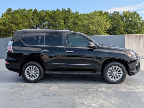 Used 2018 Lexus GX 460 Premium w/ Premium Package AWD/4WD image 6