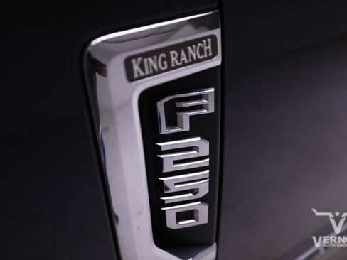 Used 2019 Ford F250 King Ranch w/ King Ranch Ultimate Package image 11